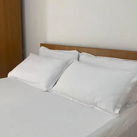 Seaside Bliss 3 골렘