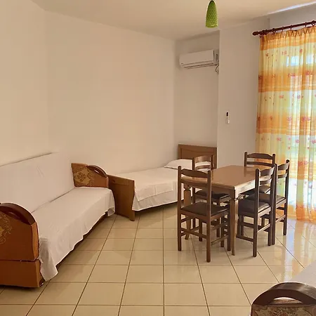 Seaside Bliss 3 Apartment